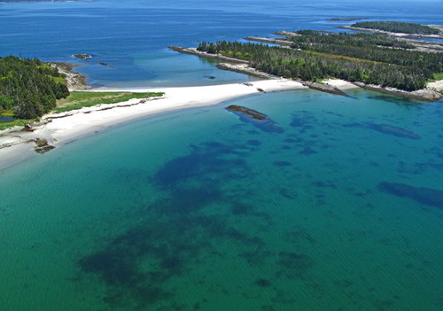 100-wild-islands-aerial-photo-of-the-sandbar-connecting-borgles-island-and-middle-island-500px